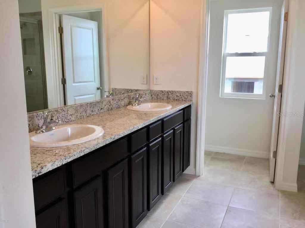 PRESERVE/HEATH BROOK PH 01 - Residential Lease