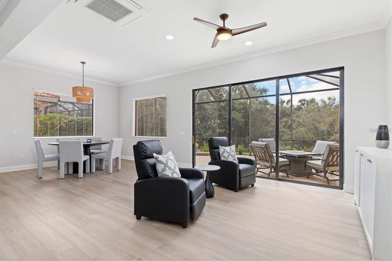SILVER OAK - Residential