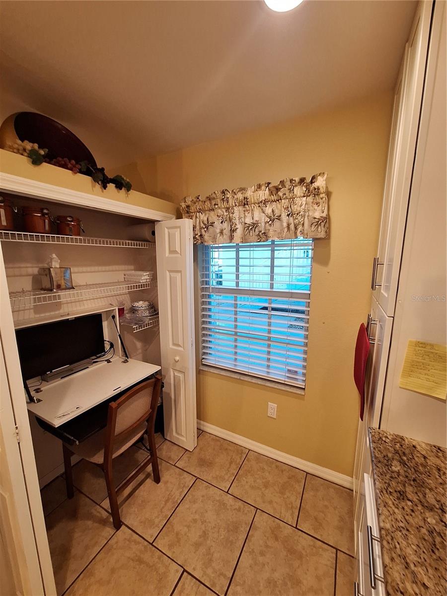 COLONY/SABAL TRACE - Residential Lease