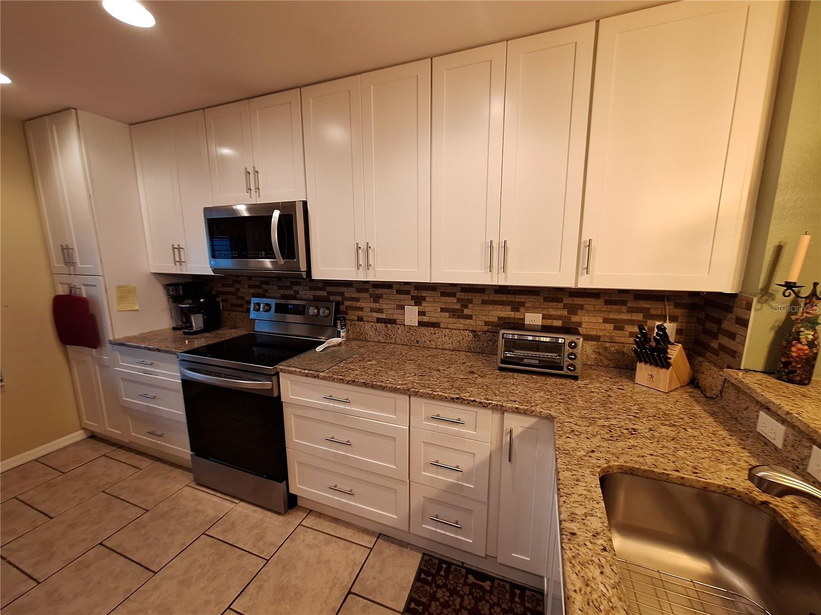 COLONY/SABAL TRACE - Residential Lease