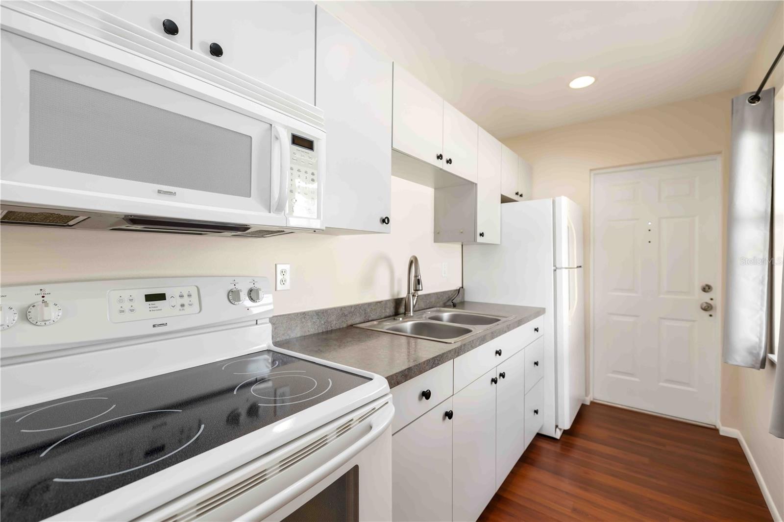 SARASOTA SPGS - Residential