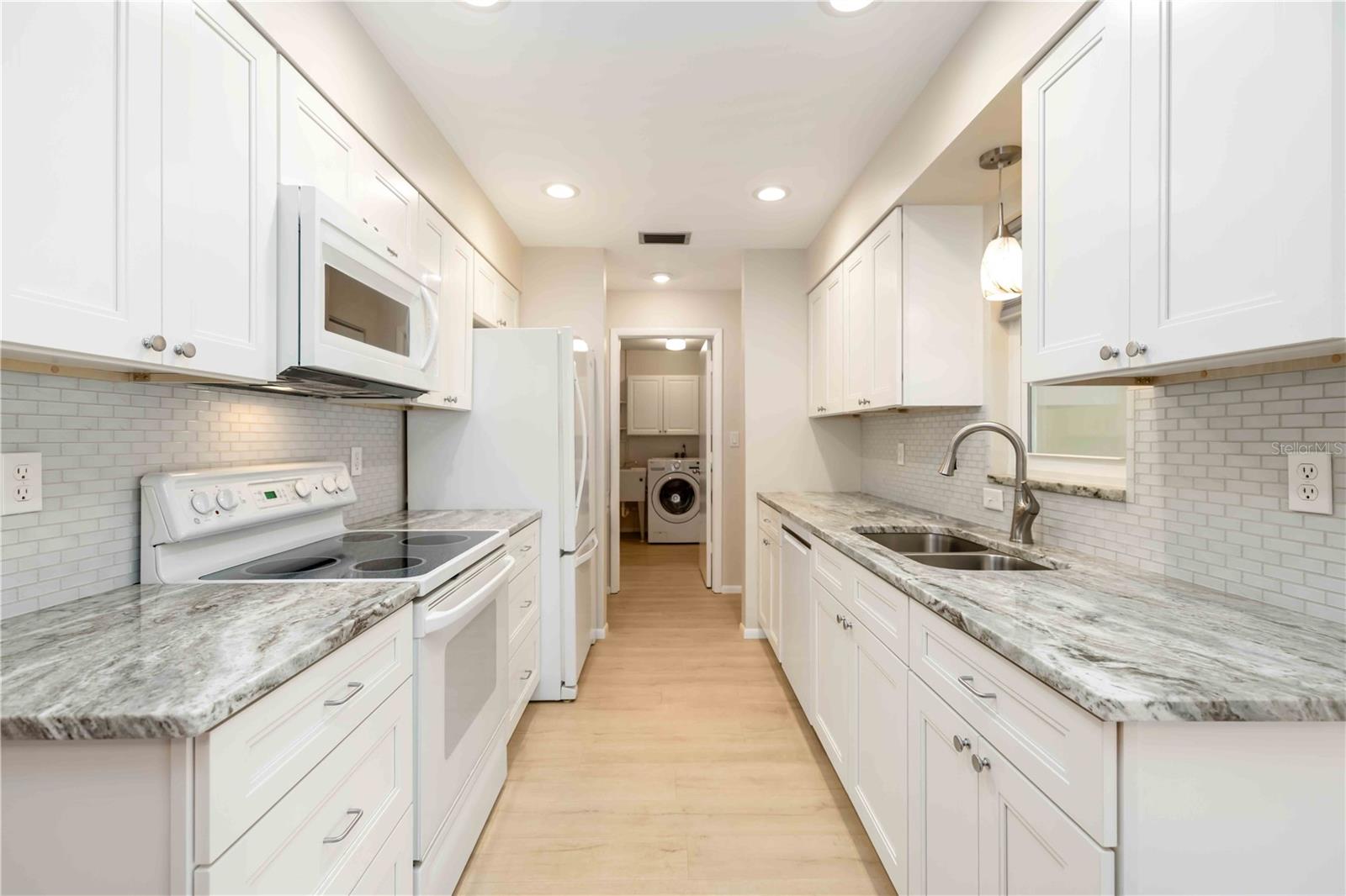 SARASOTA SPGS - Residential