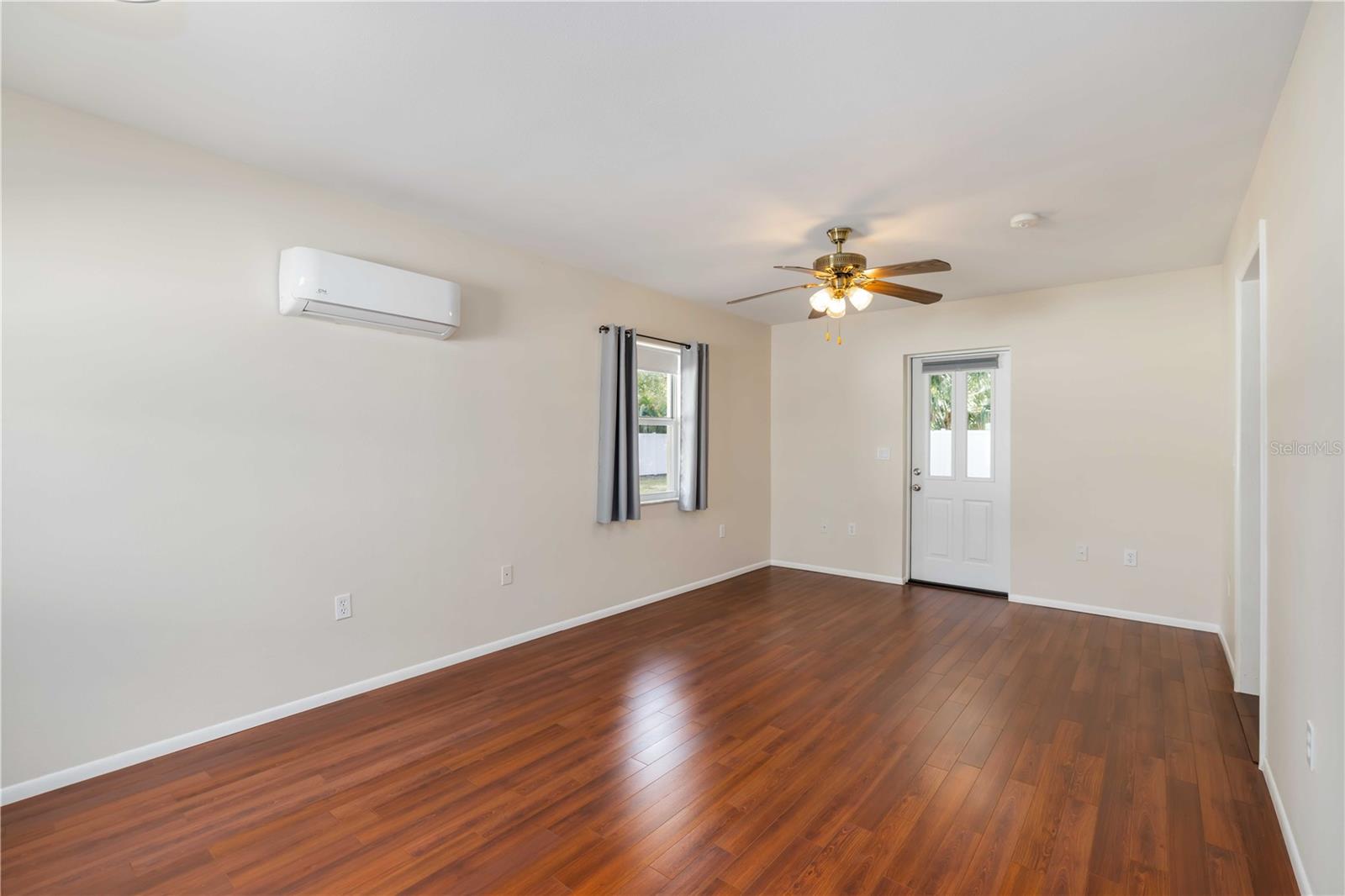 SARASOTA SPGS - Residential