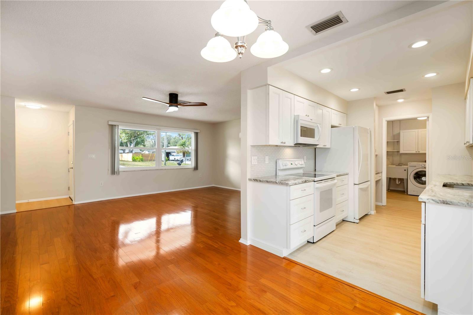 SARASOTA SPGS - Residential