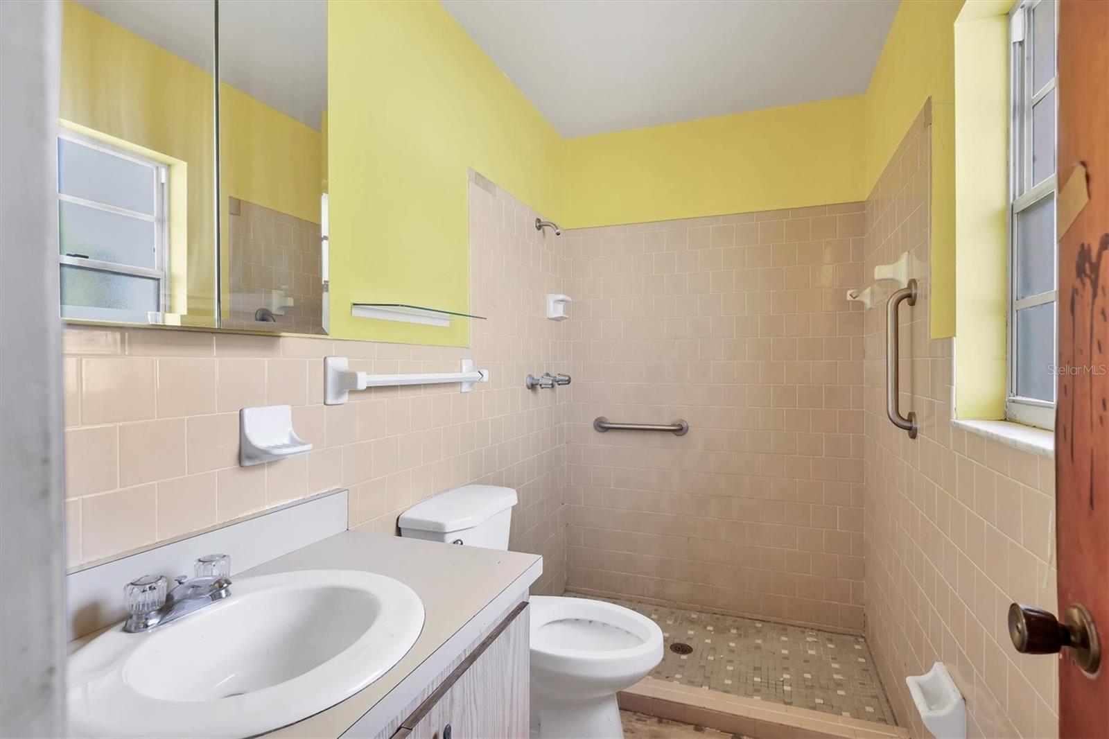 ROSEDALE MANOR - Residential