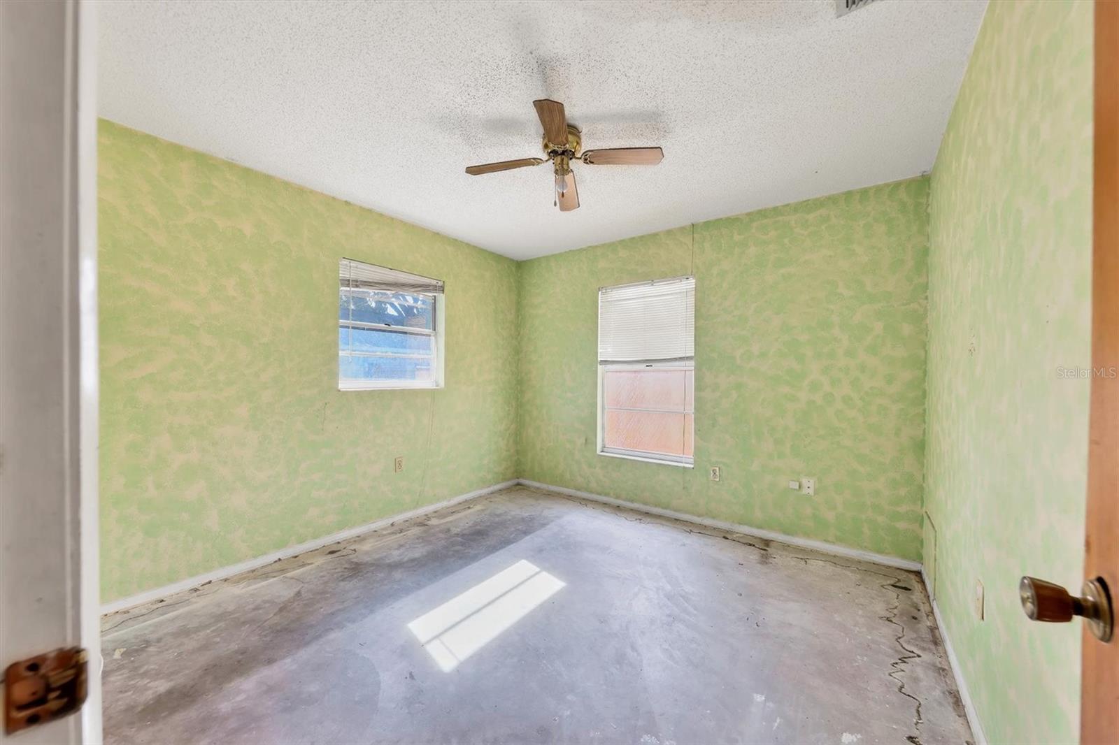 ROSEDALE MANOR - Residential