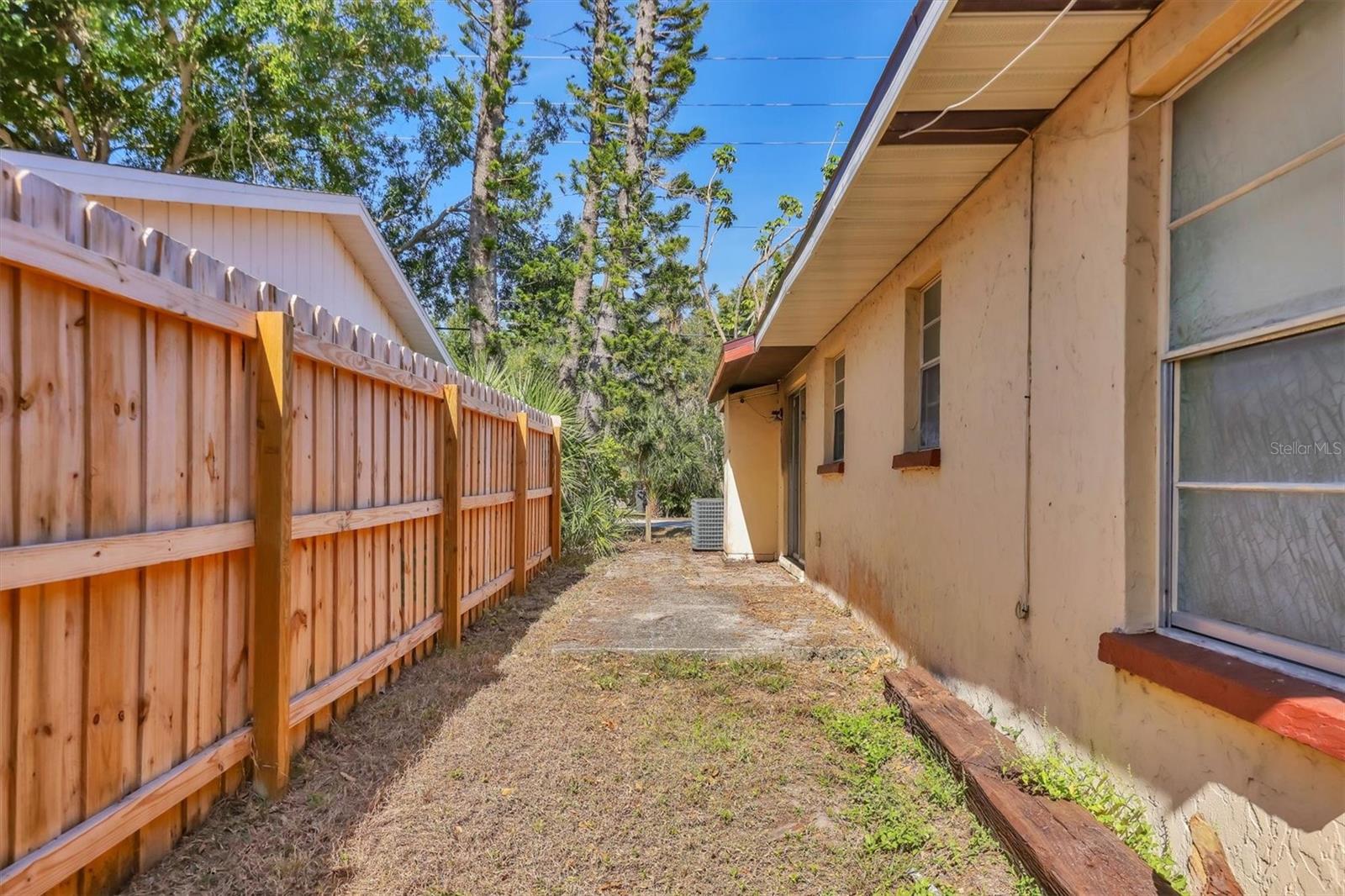 ROSEDALE MANOR - Residential