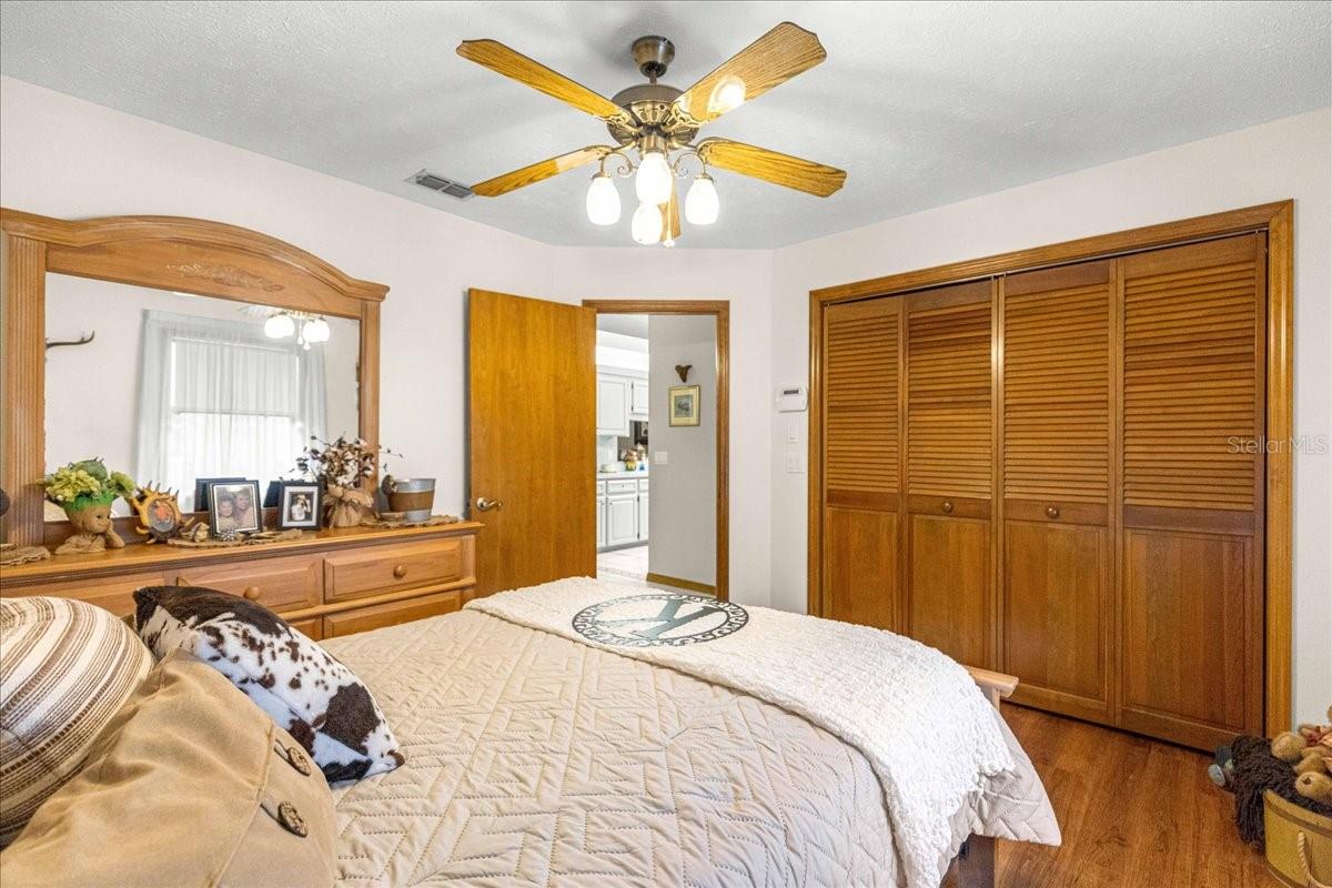 SUNRISE LAKE ESTATES - Residential