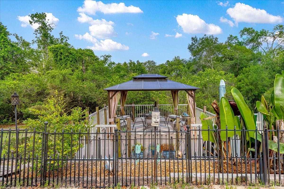 SUNRISE LAKE ESTATES - Residential