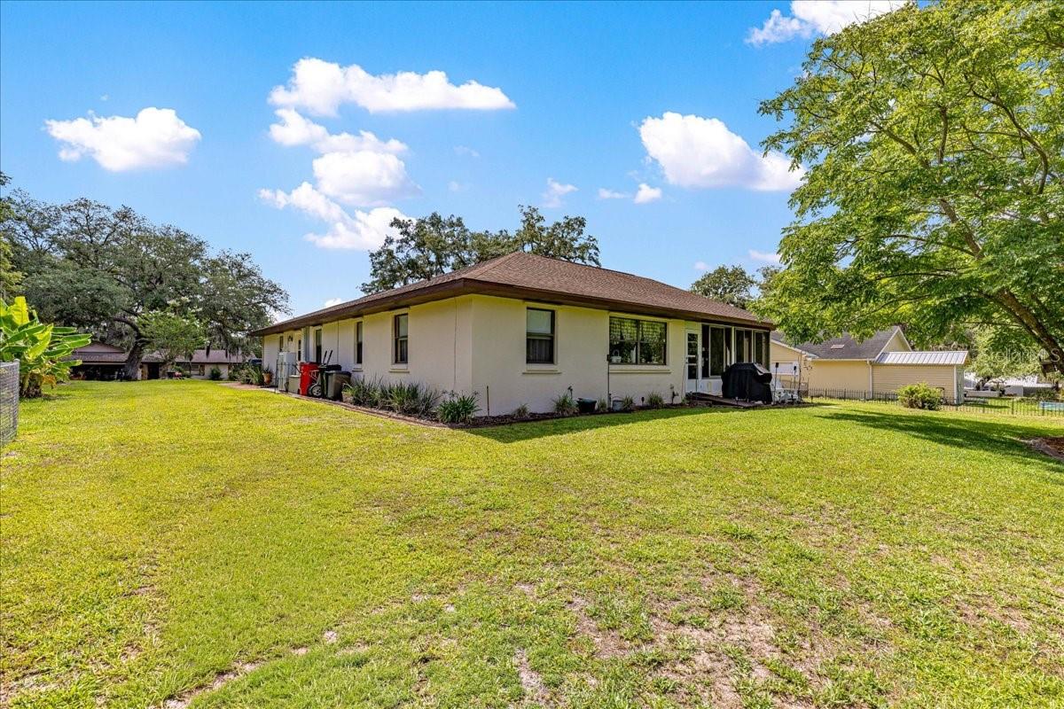 SUNRISE LAKE ESTATES - Residential