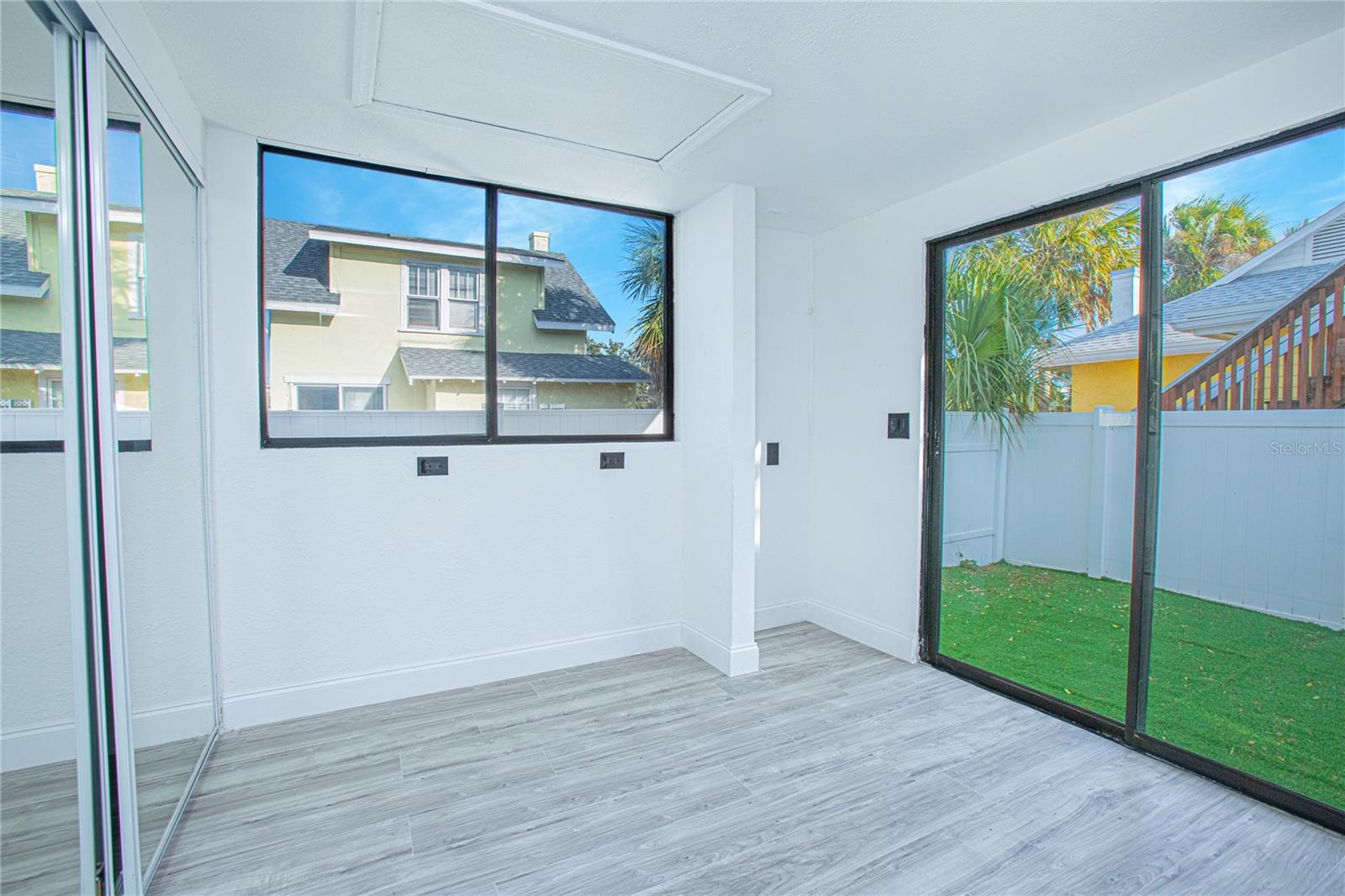 FUQUAYS DAYTONA BEACH - Residential