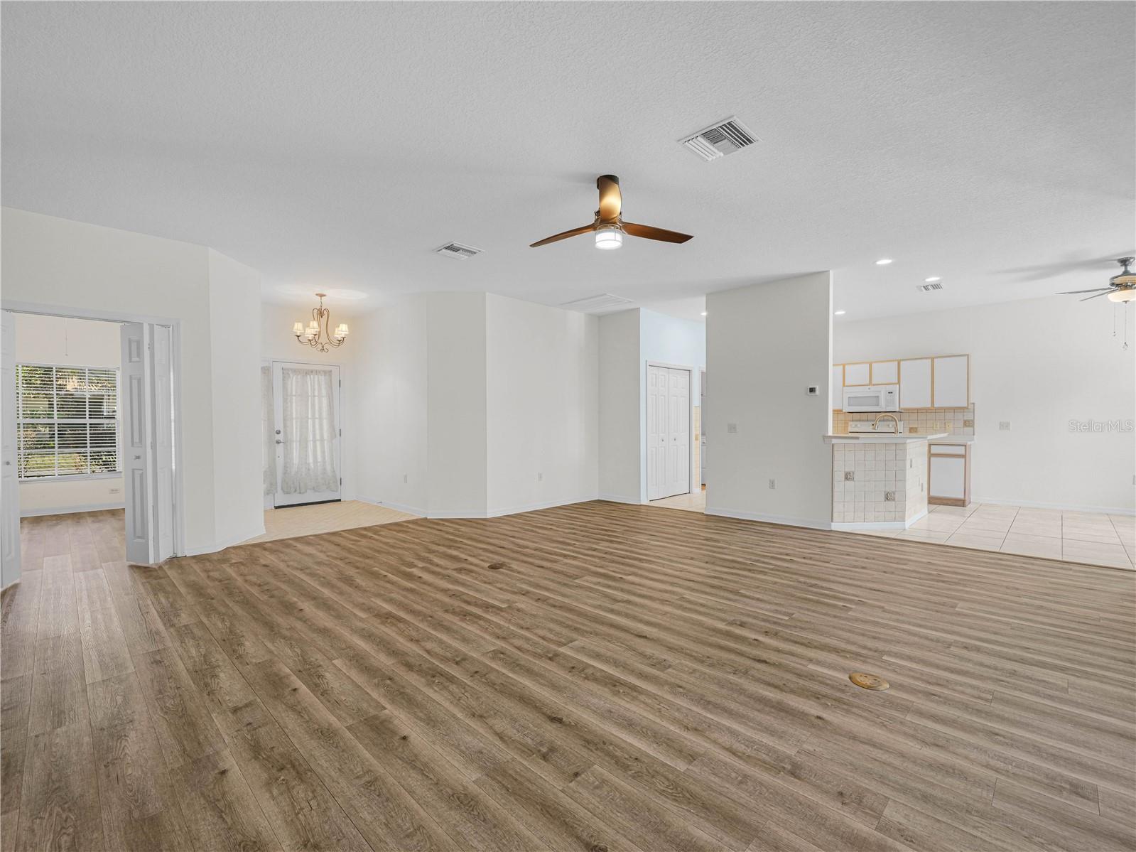 LAKE ASHTON GOLF CLUB PH 01 - Residential