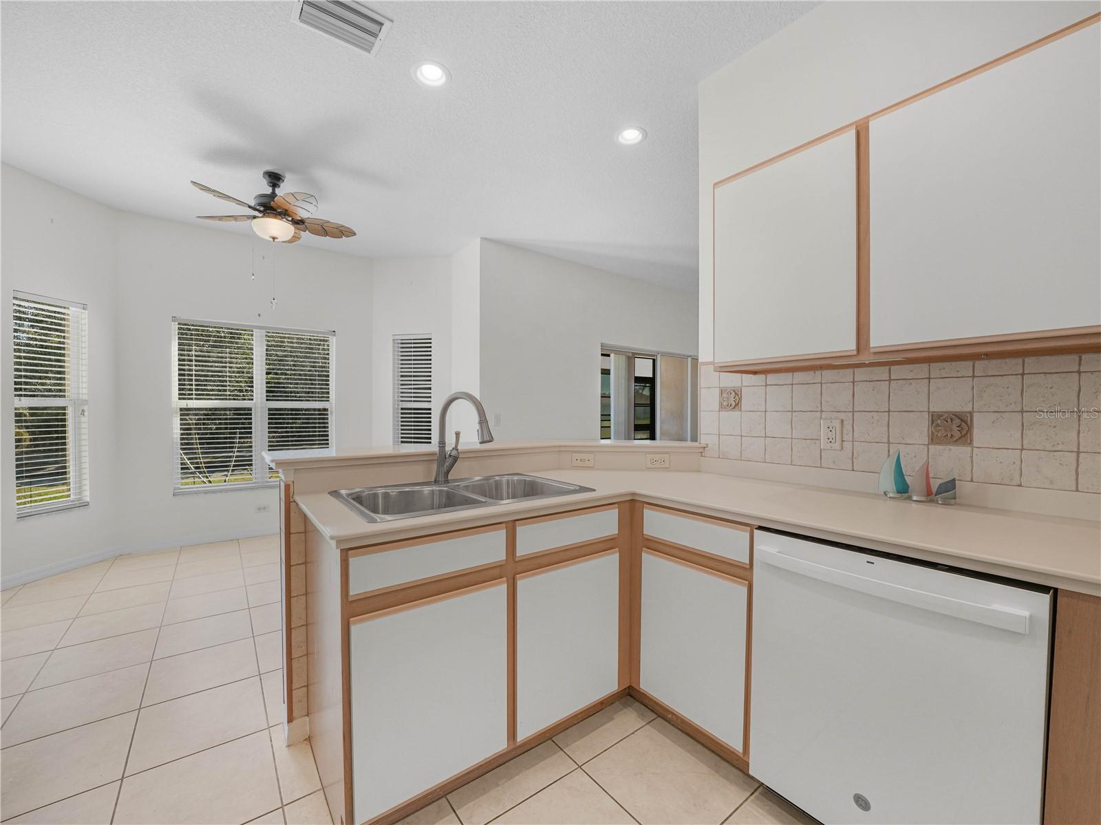 LAKE ASHTON GOLF CLUB PH 01 - Residential