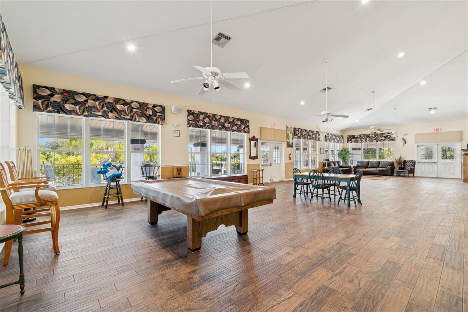 ARBOR LAKES - UNIT 1 - Residential