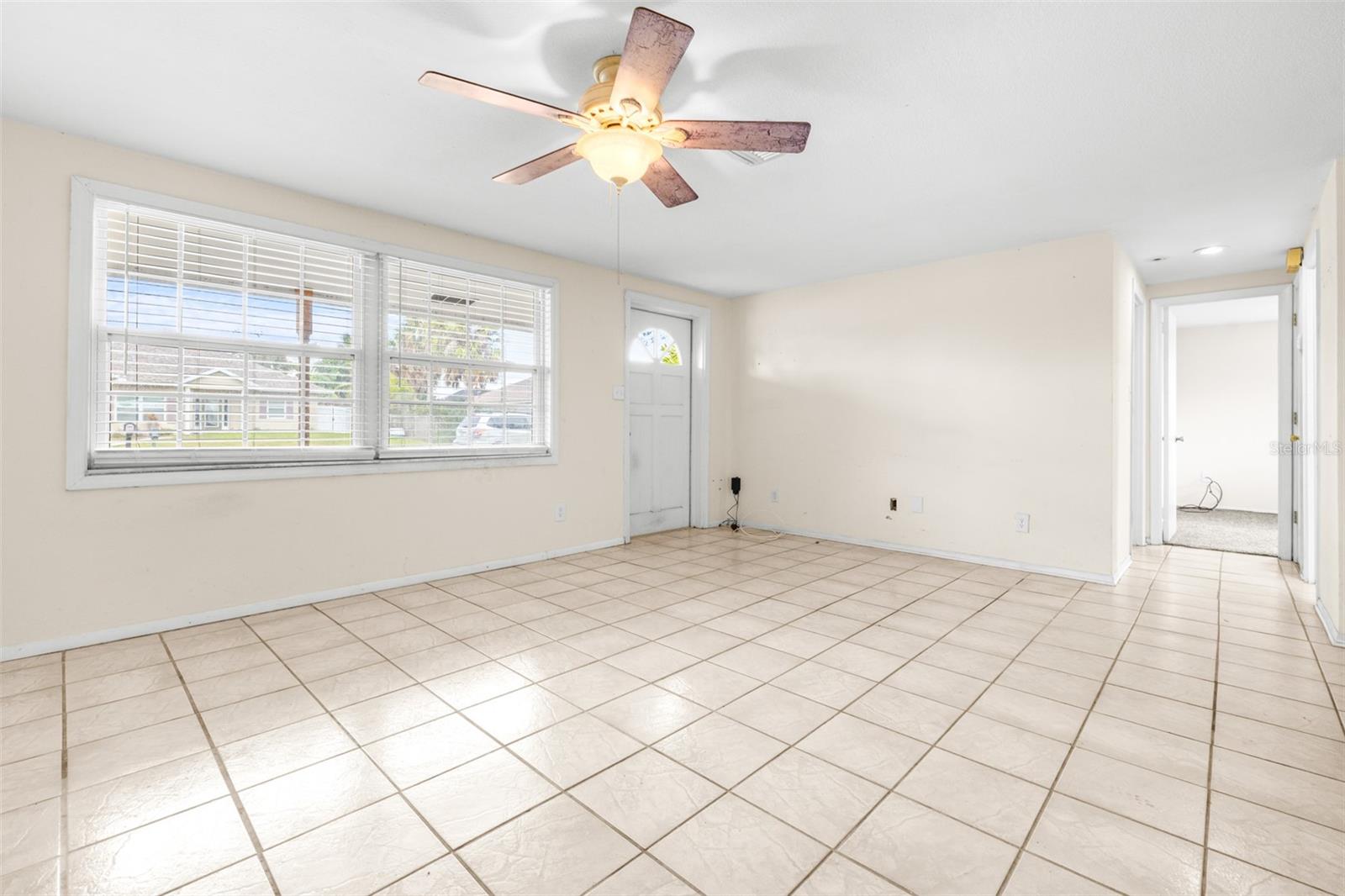 SOUTH VENICE - Residential