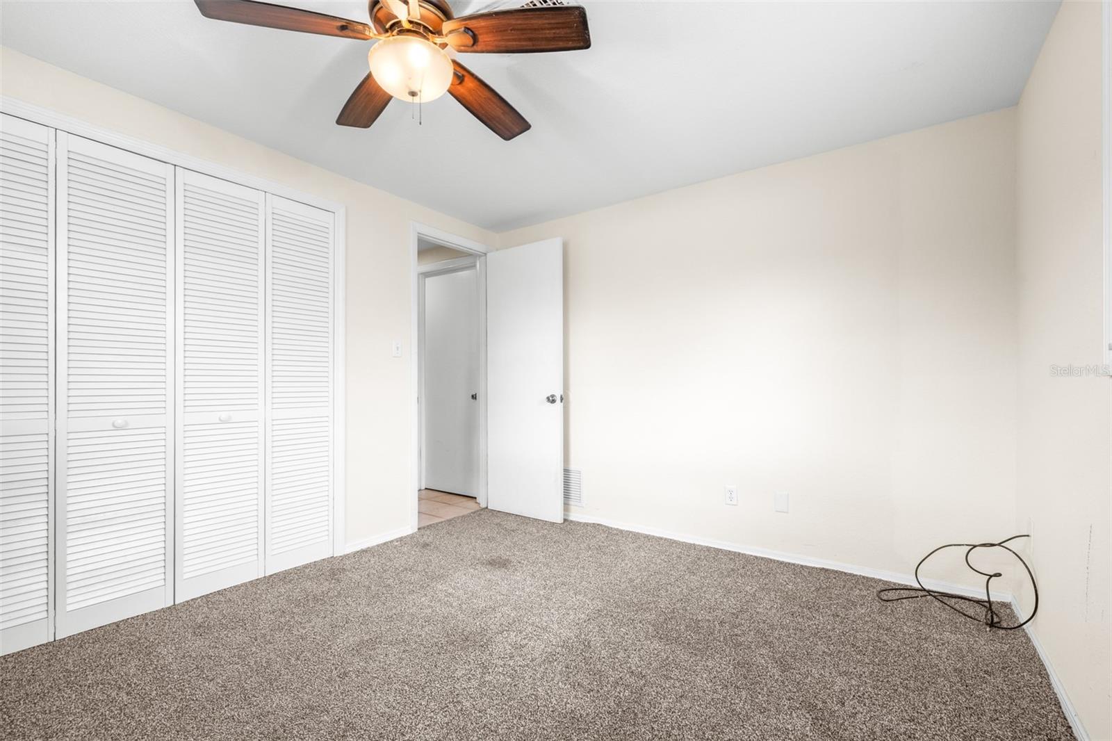 SOUTH VENICE - Residential