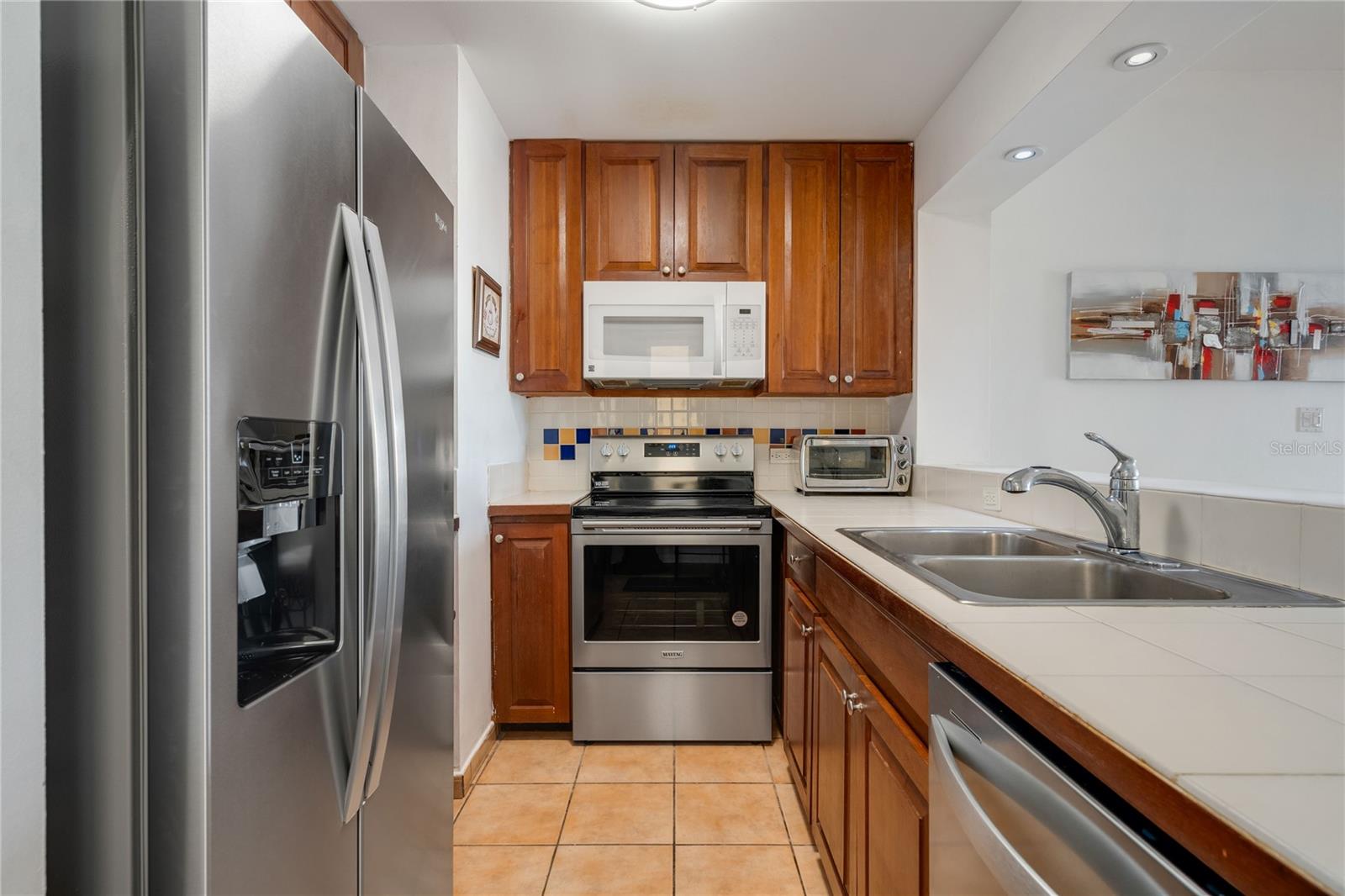 170 CANDELERO DRIVE 207B