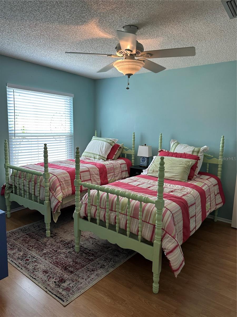 MEADOWS THE - Residential Lease