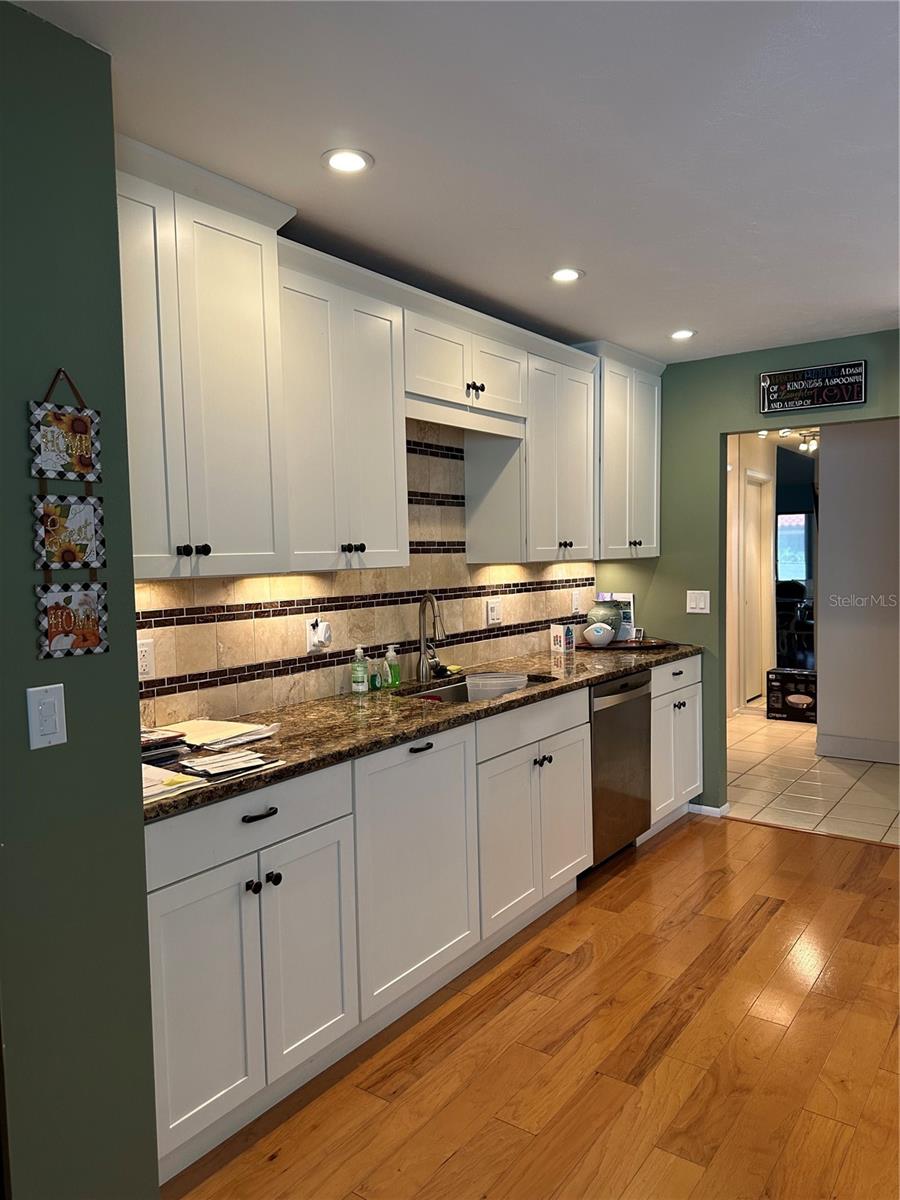 MEADOWS THE - Residential Lease