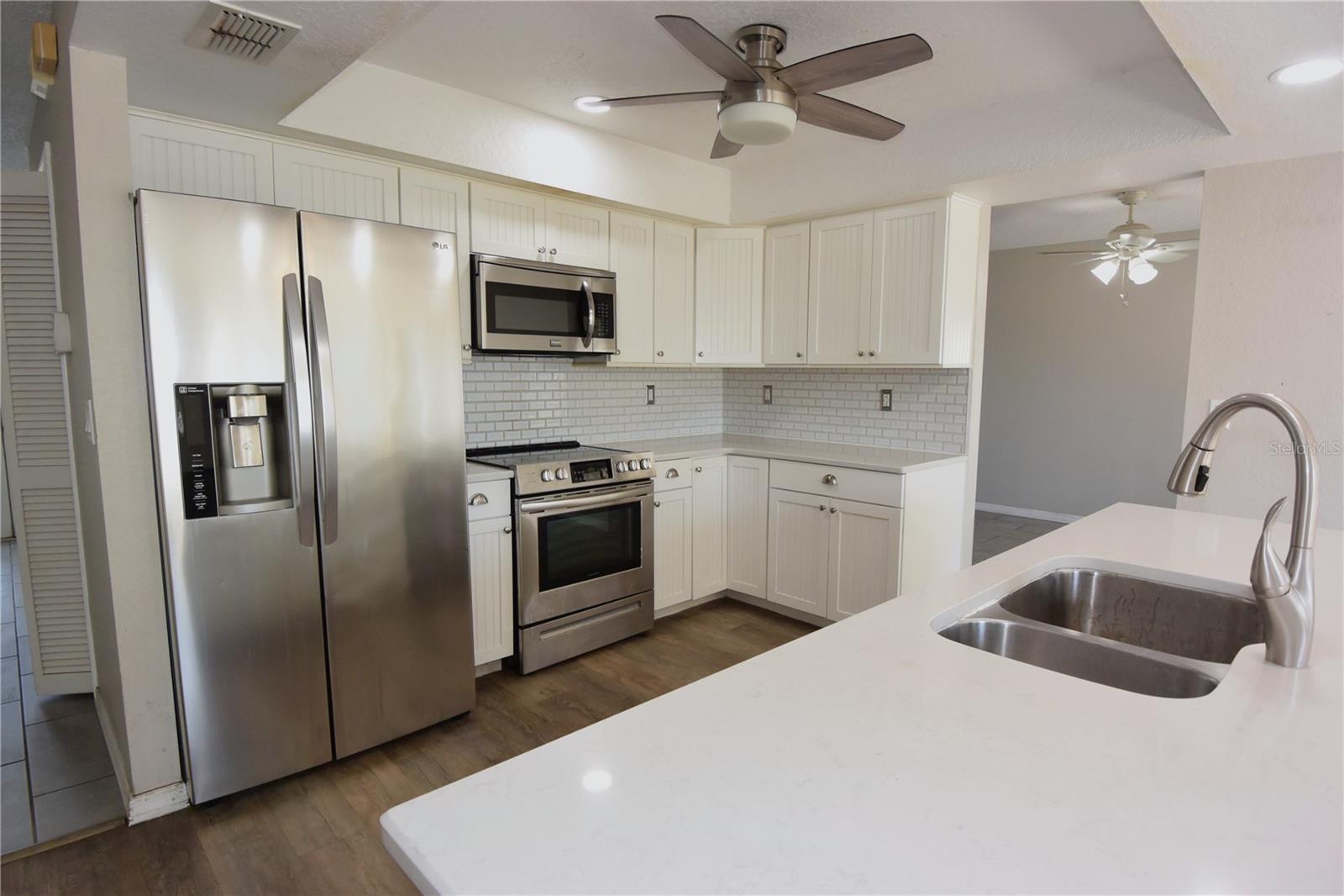 SPRING HILL - Residential