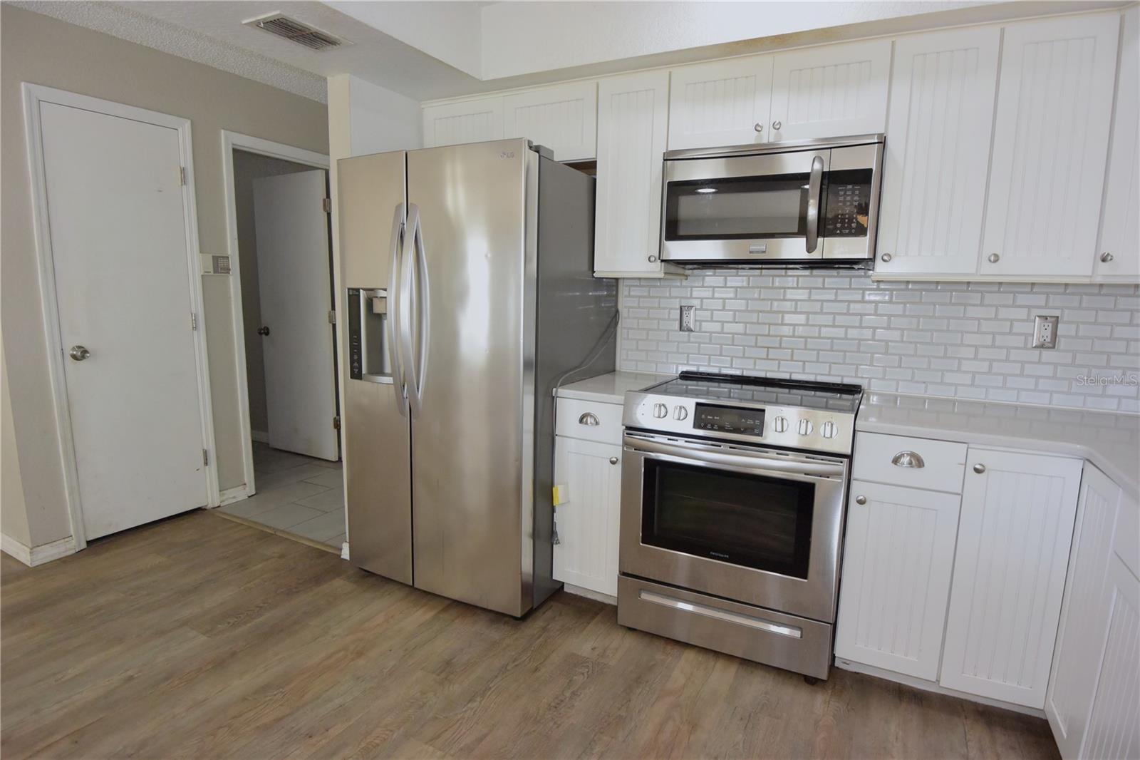 SPRING HILL - Residential