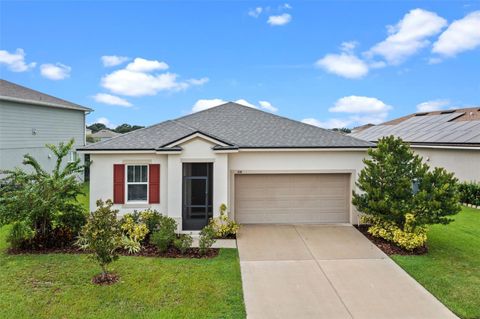 Photo of 208 Summershore Drive, Auburndale, FL 33823 (MLS # P4936107)