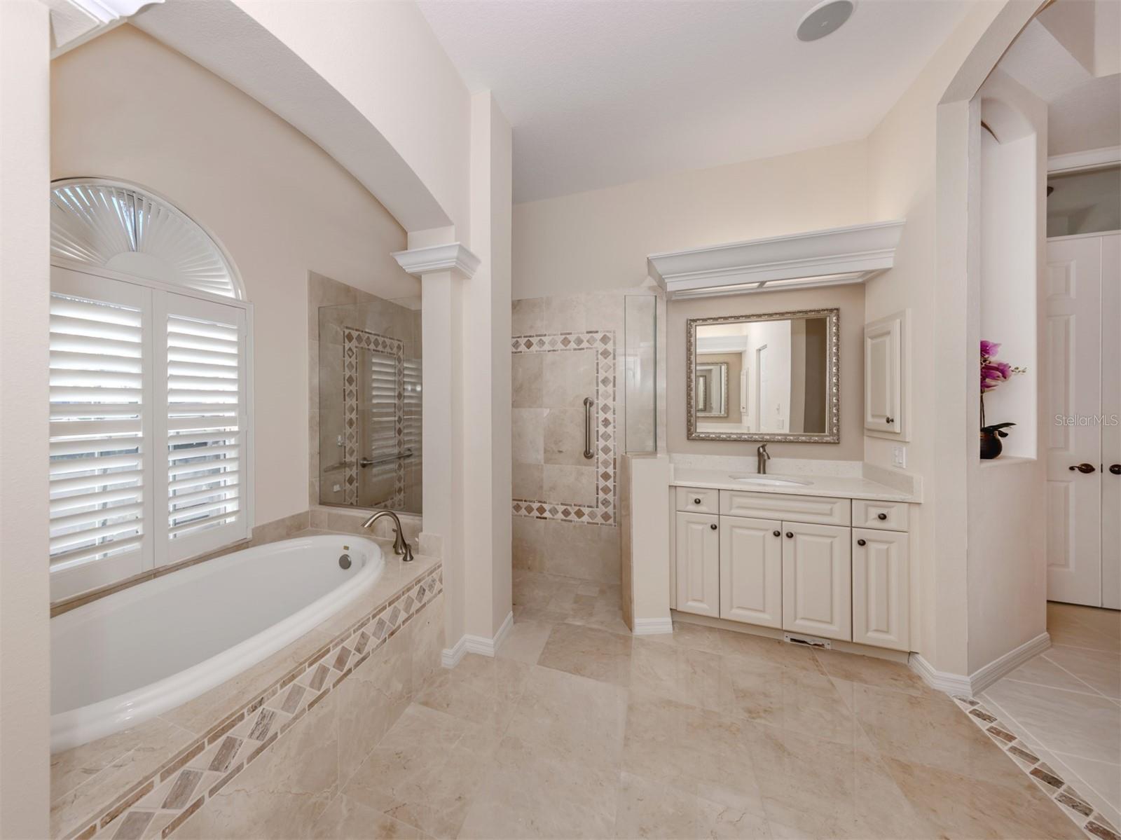 SAWGRASS - Residential