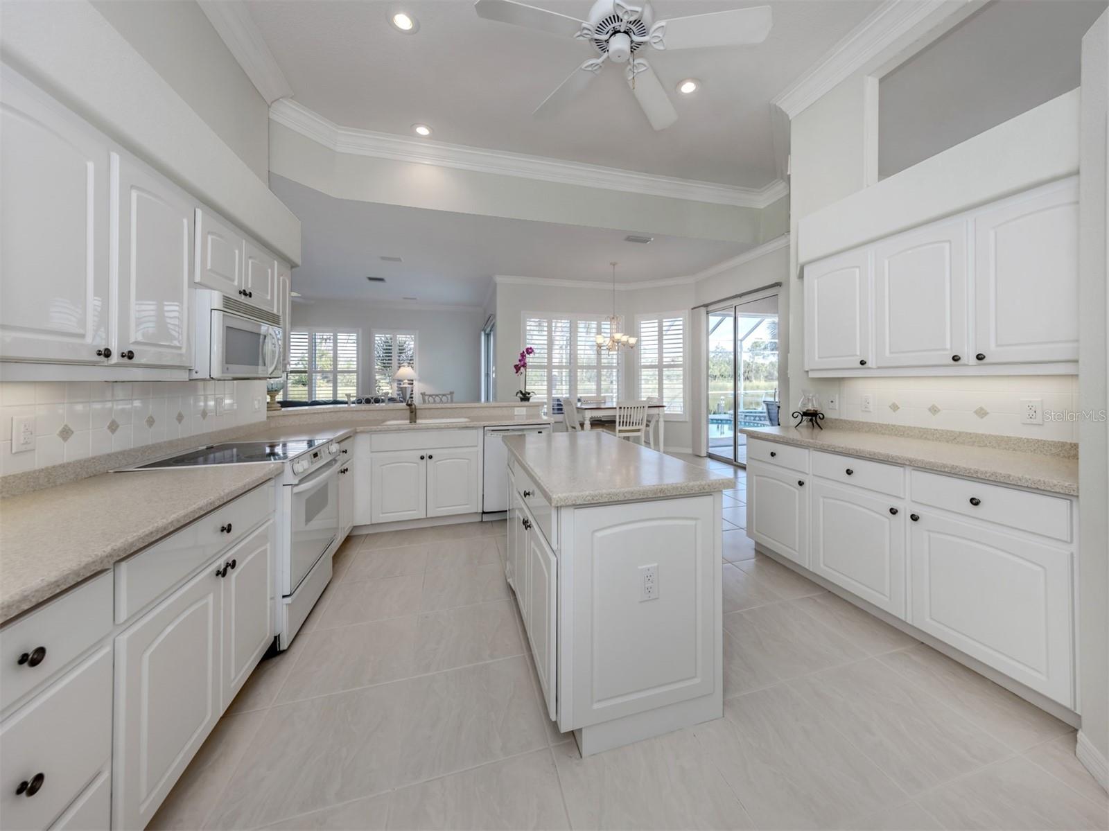 SAWGRASS - Residential