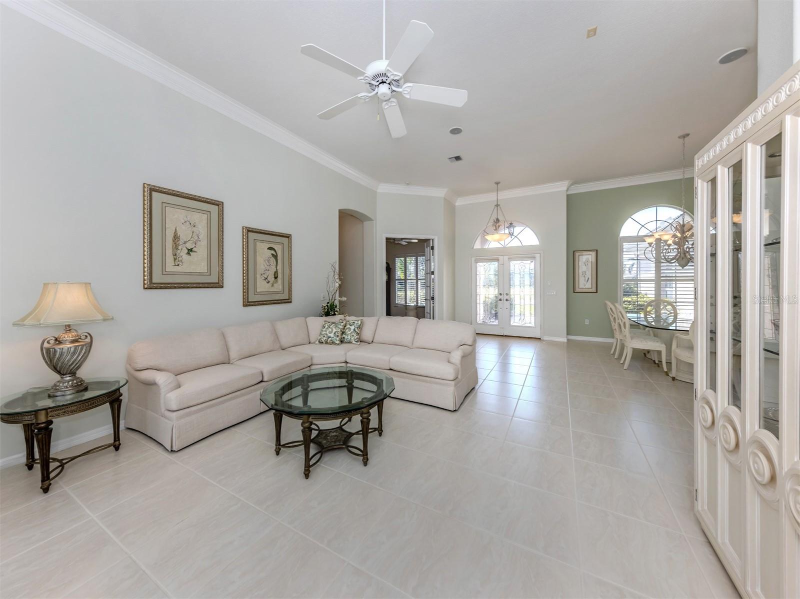 SAWGRASS - Residential