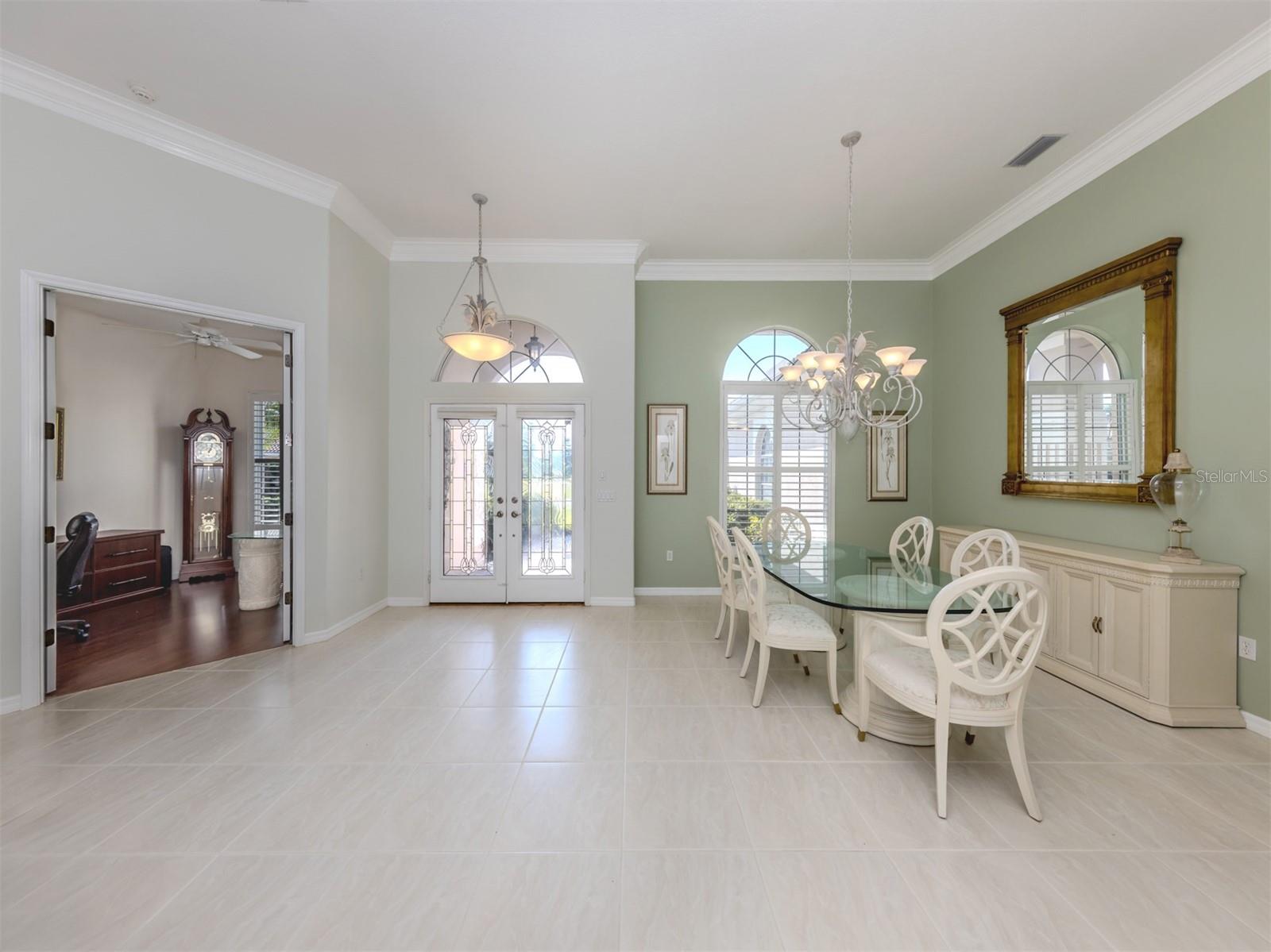 SAWGRASS - Residential
