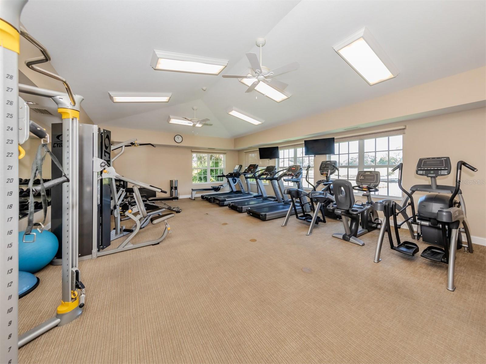SAWGRASS - Residential