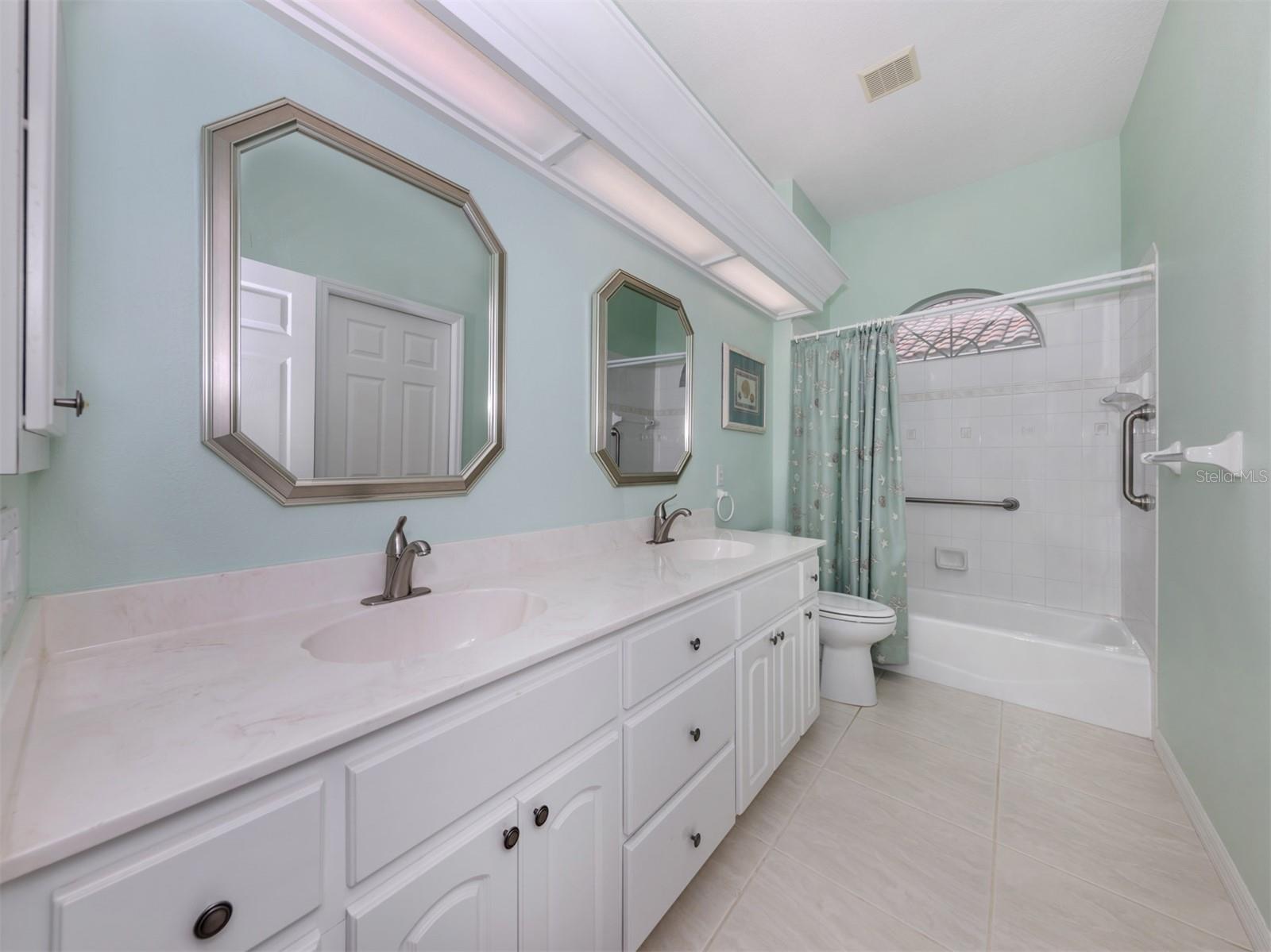 SAWGRASS - Residential