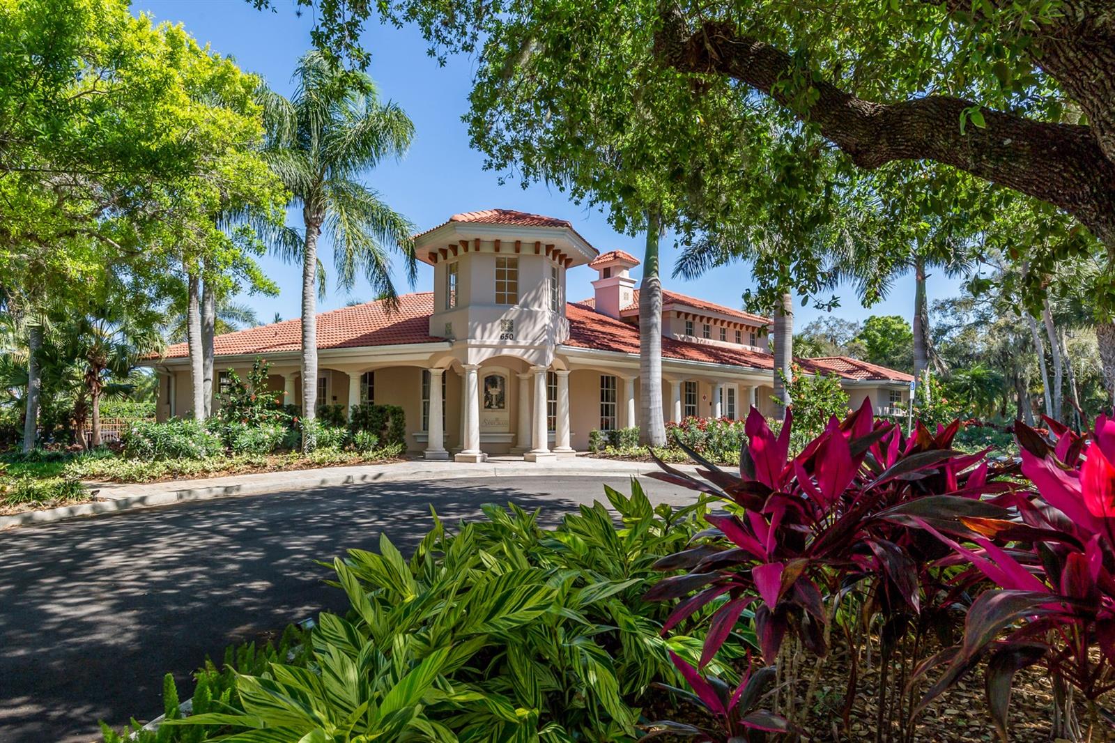 SAWGRASS - Residential