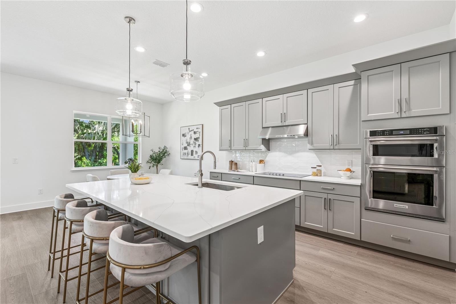 RIVERSIDE OAKS - Residential