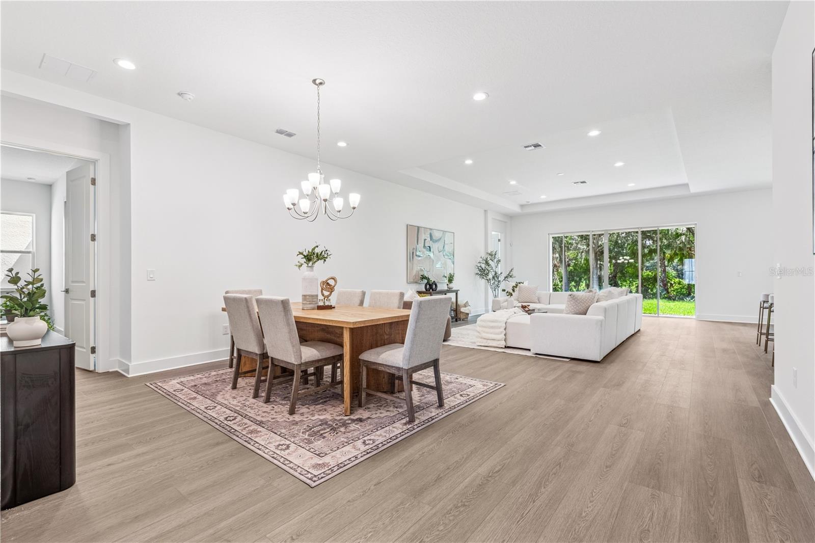 RIVERSIDE OAKS - Residential