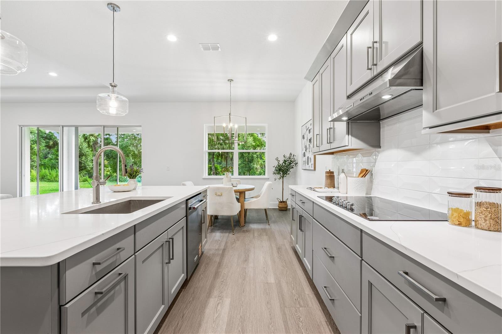 RIVERSIDE OAKS - Residential