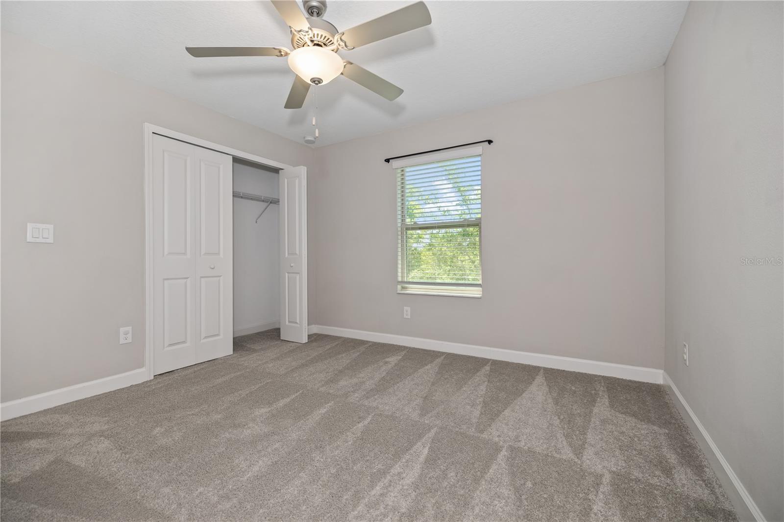WILLOW SQUARE TWNHMS - Residential