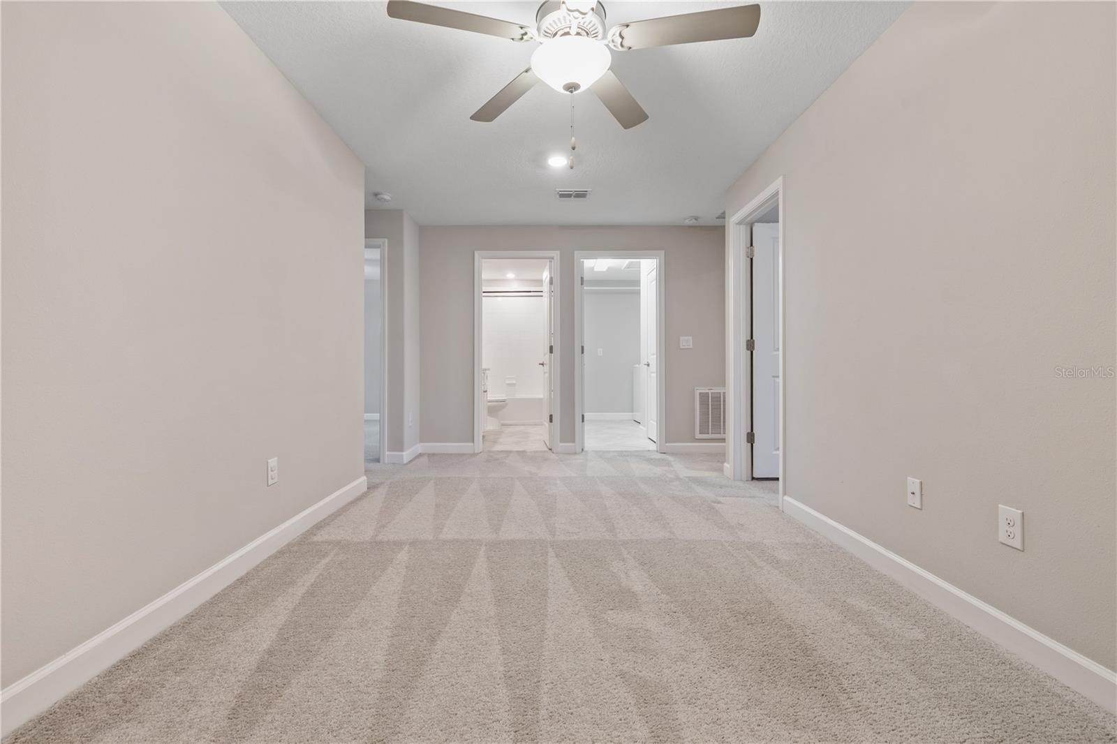 WILLOW SQUARE TWNHMS - Residential