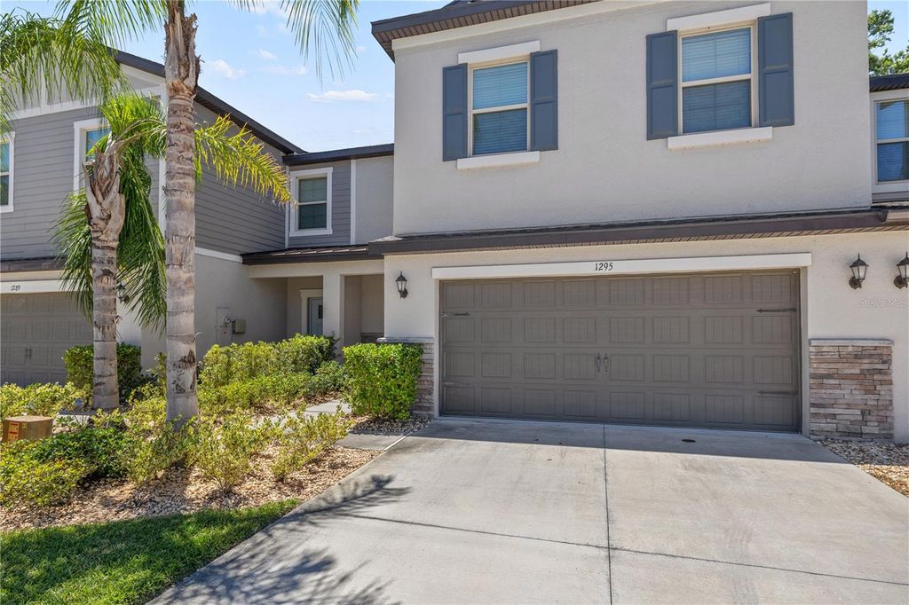 Photo of 1295 White Fox Run, Lutz, FL 33549 (MLS # TB8506695)