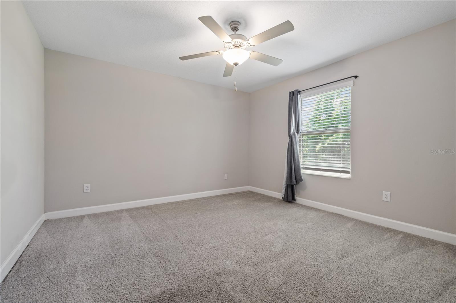WILLOW SQUARE TWNHMS - Residential