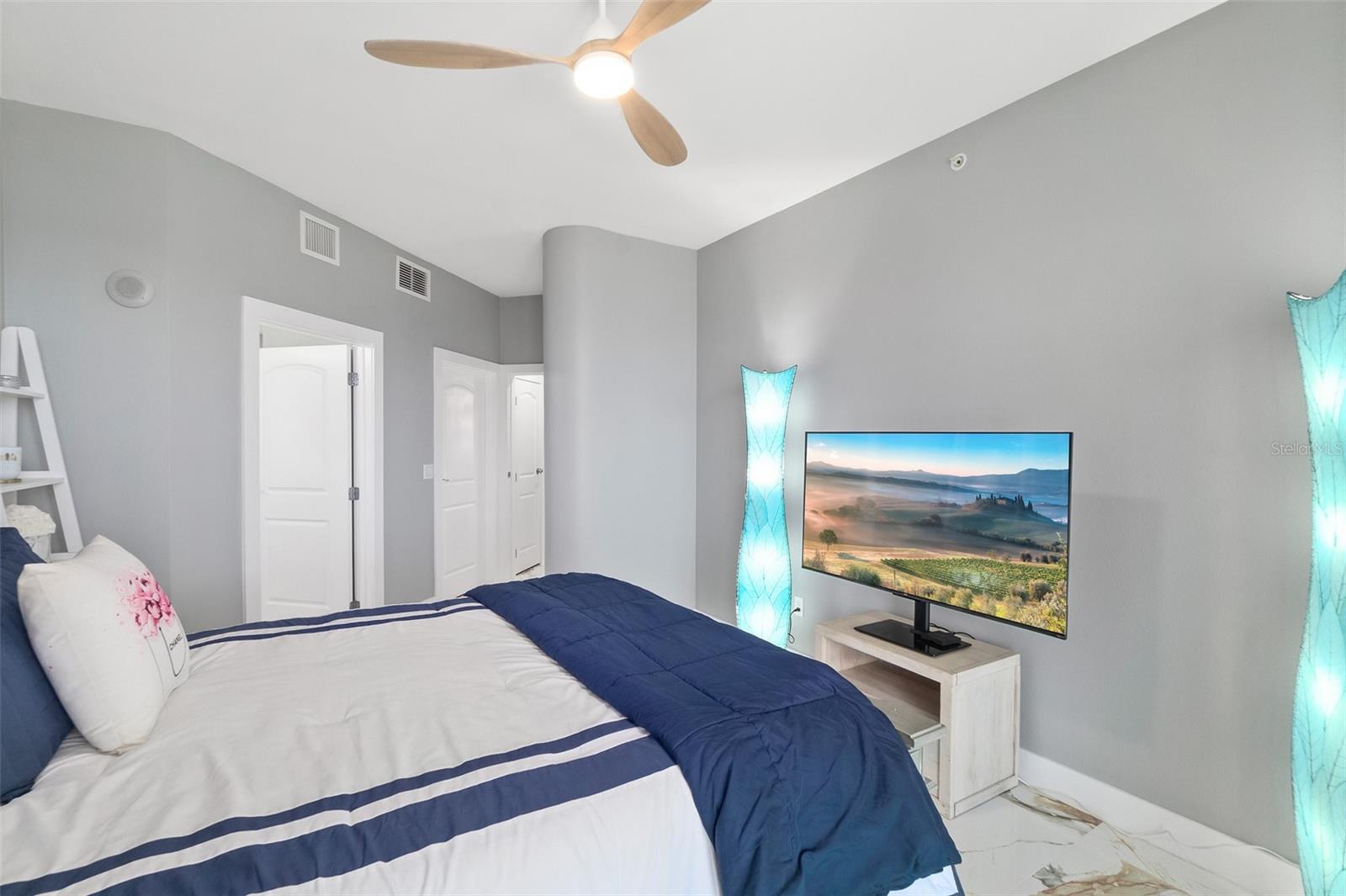 OCEAN VILLAS CONDO - Residential