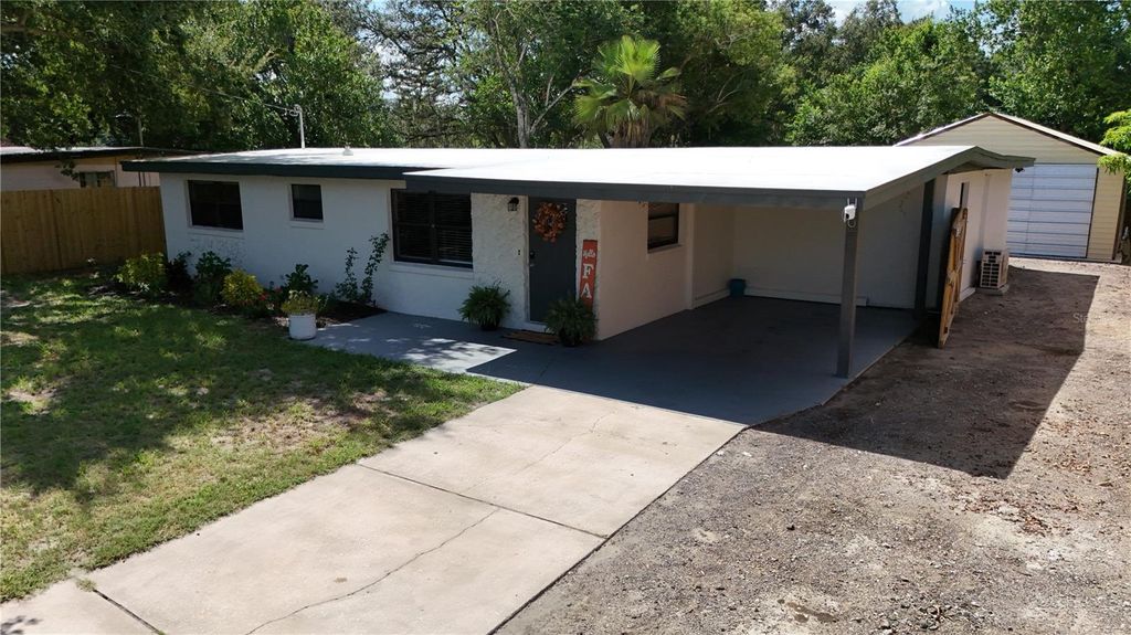 Photo of 1014 Caroline Avenue, Auburndale, FL 33823 (MLS # L4955260)