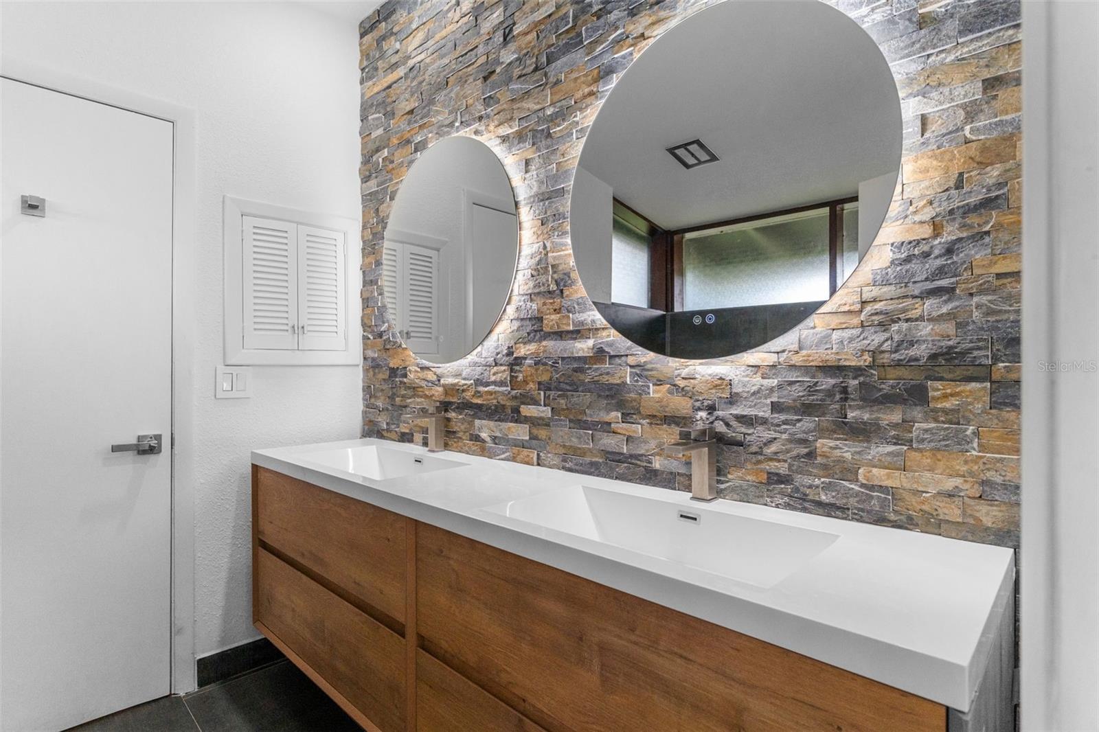 SANLANDO SPGS - Residential