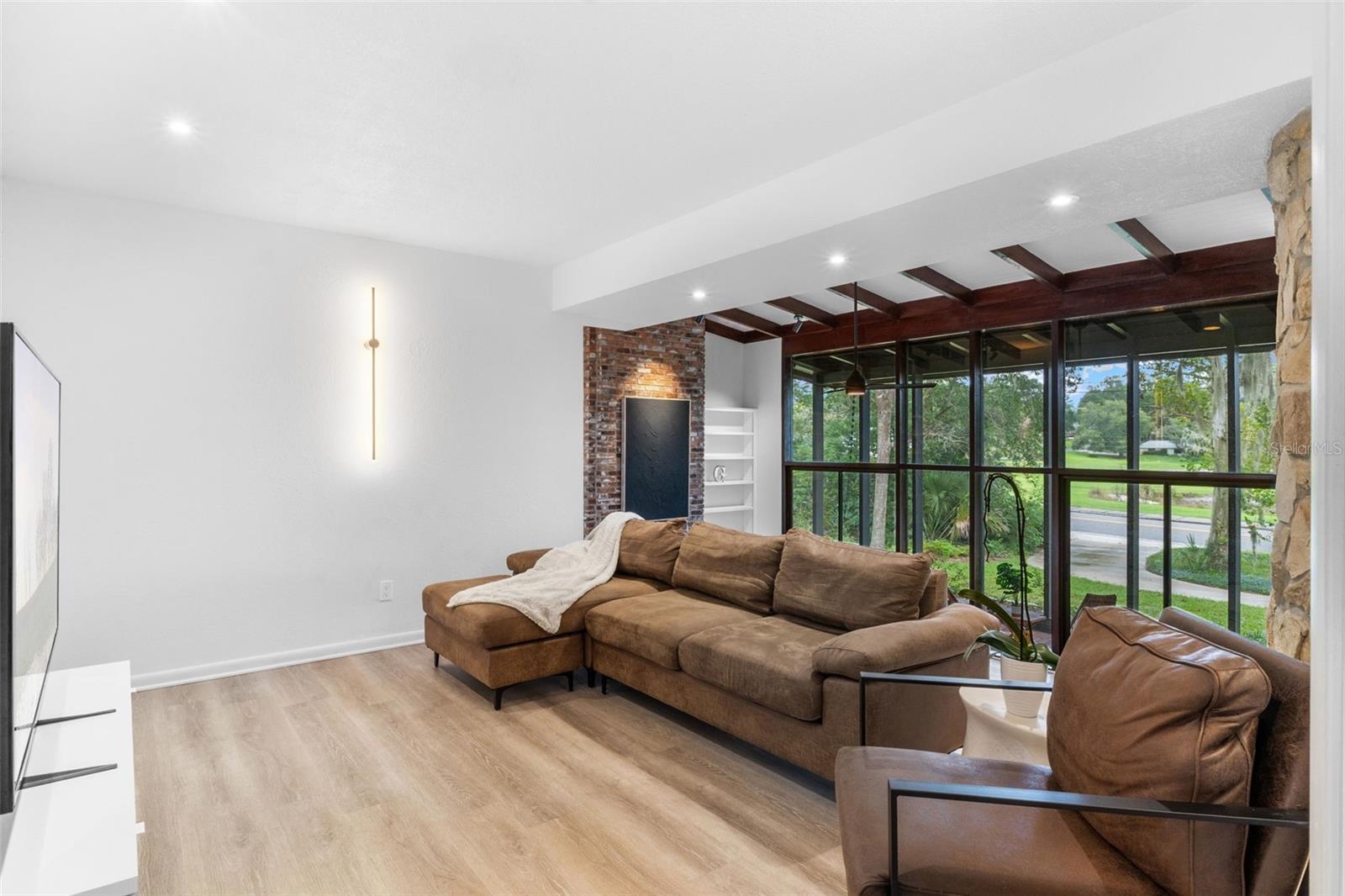 SANLANDO SPGS - Residential