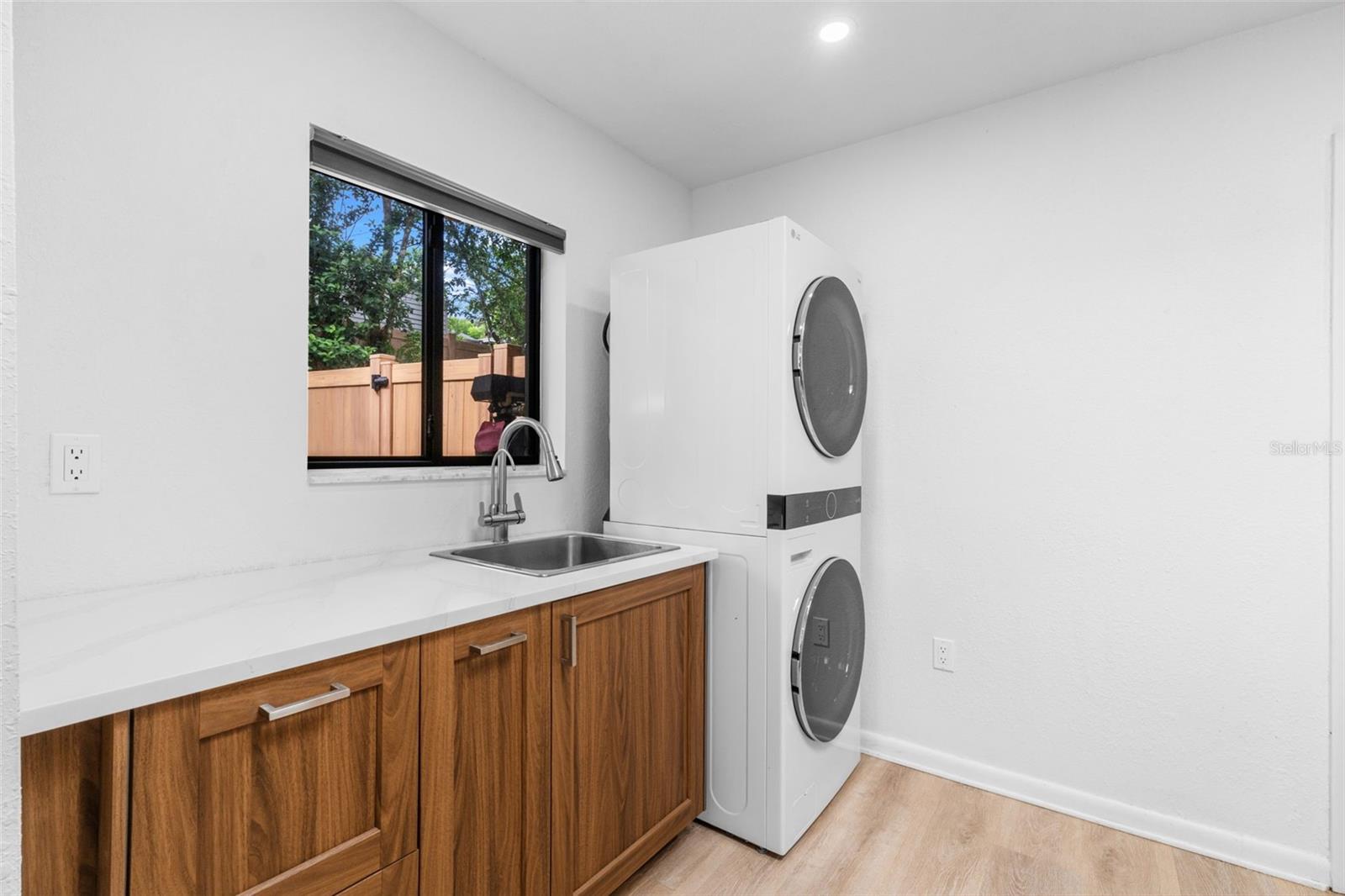 SANLANDO SPGS - Residential