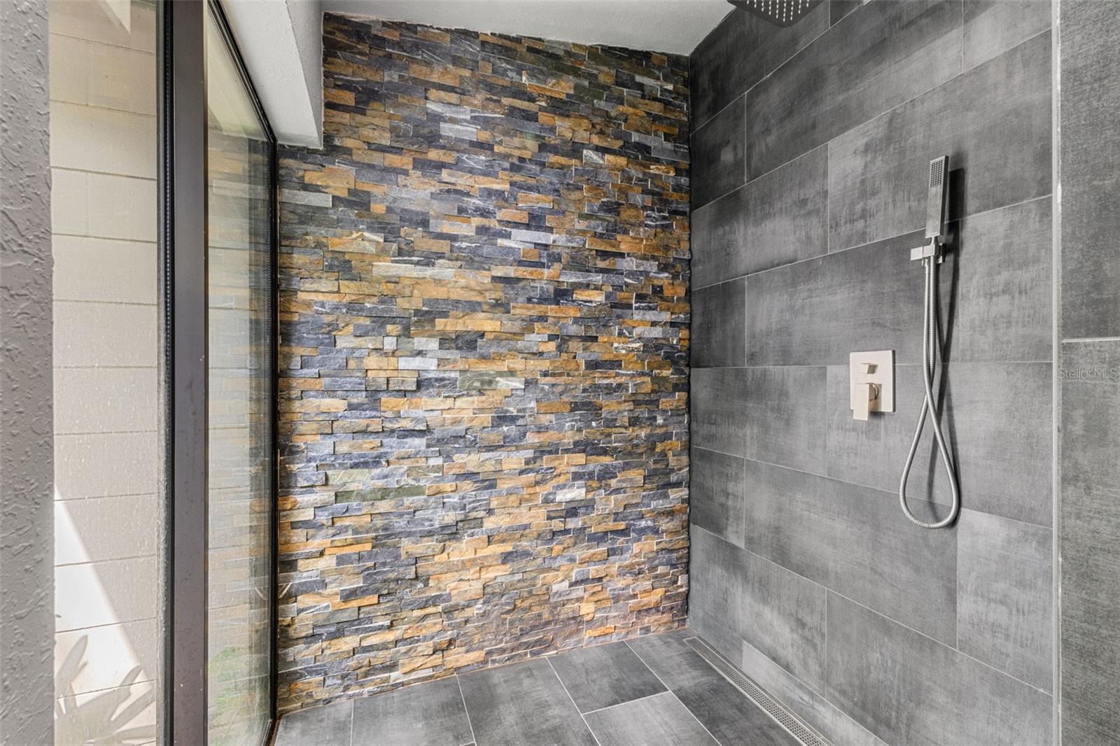 SANLANDO SPGS - Residential