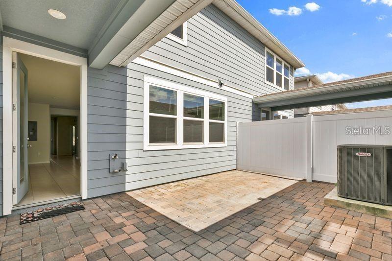 ISLES/LK NONA PH 3B - Residential Lease