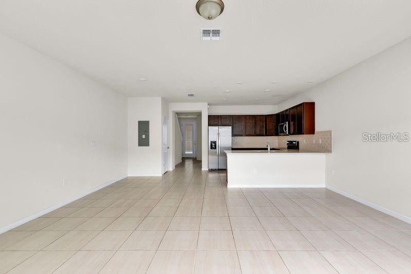 ISLES/LK NONA PH 3B - Residential Lease