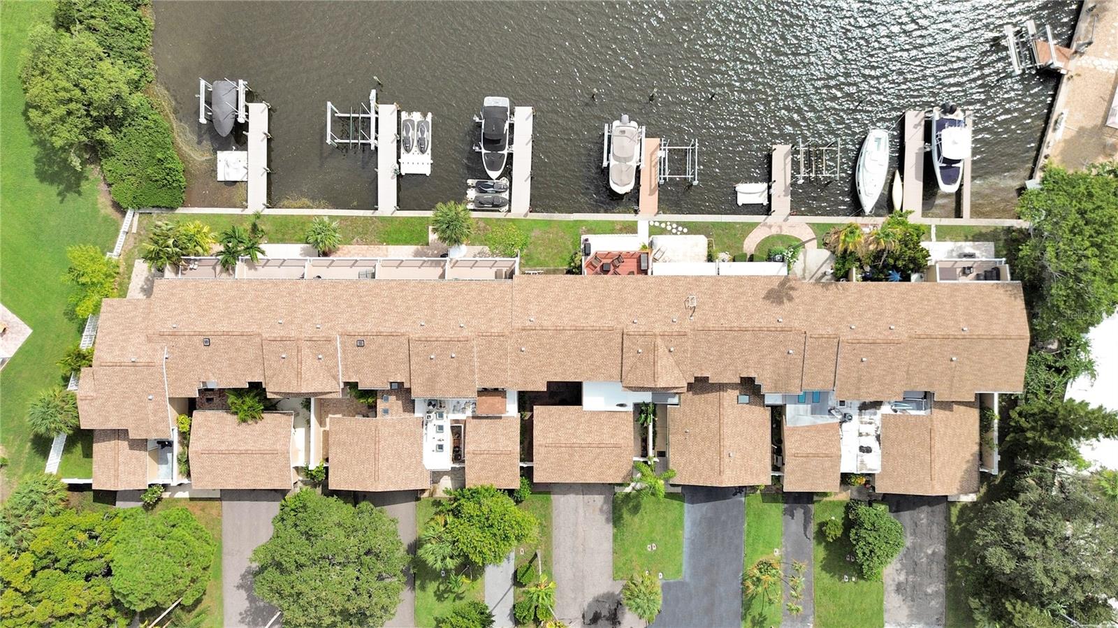 LA HACIENDA CONDO - Residential