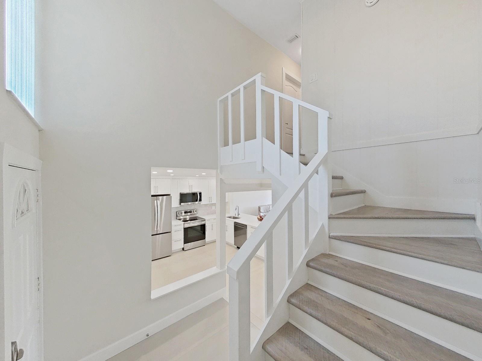 LA HACIENDA CONDO - Residential